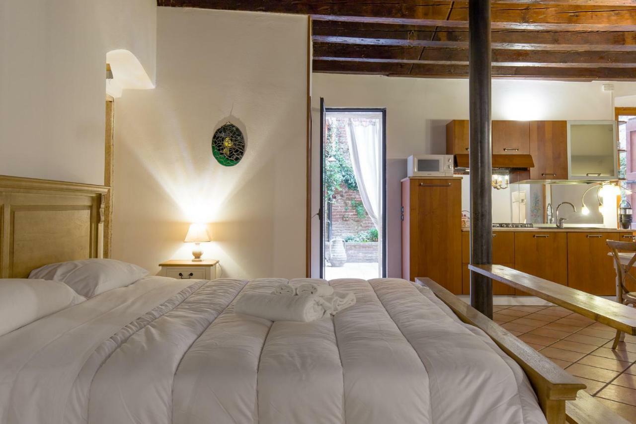Casa Al Teatro Apartment เวโรนา ภายนอก รูปภาพ